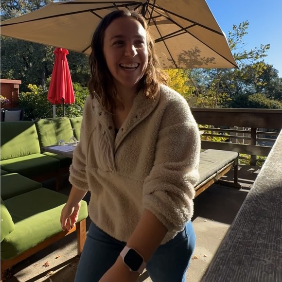 Meet your Posher, Robin - Picture 1 of 1